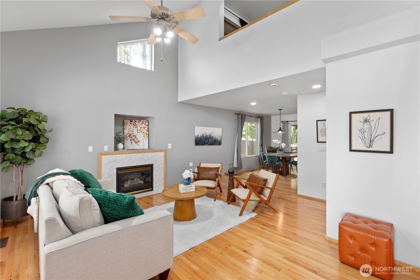 1231 NE Beaumont Lane