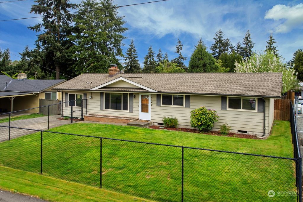 Photo of 1140 S 313th Street, Federal Way, WA 98003 (MLS # 2065890)