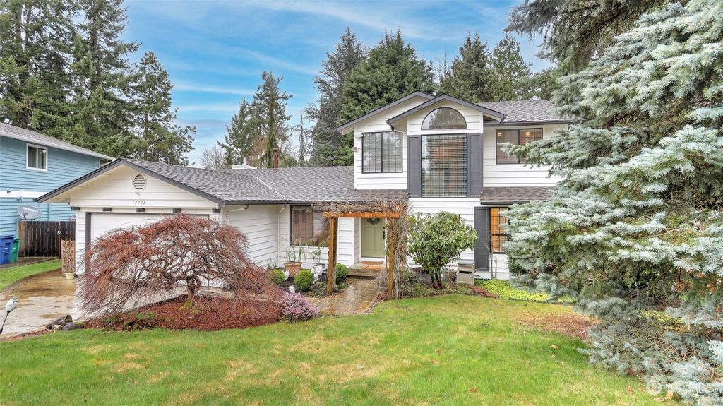 Photo of 17723 153rd Court SE, Renton, WA 98058 (MLS # 2201990)