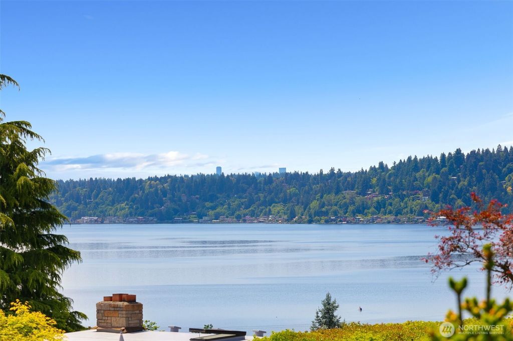 Photo of 18150 60th Place NE, Kenmore, WA 98028 (MLS # 2433951)