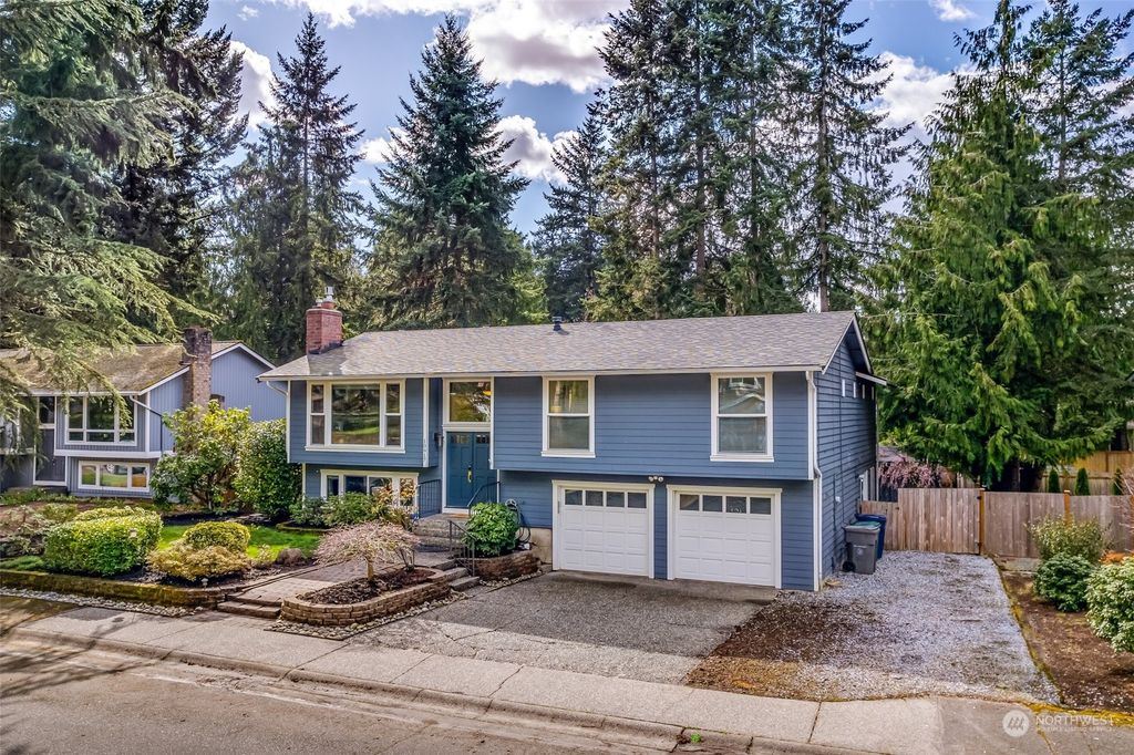 Photo of 10917 166th Place NE, Redmond, WA 98052 (MLS # 2207362)