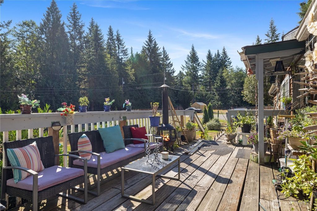 Photo of 6321 176th Place NW, Stanwood, WA 98292 (MLS # 2484880)