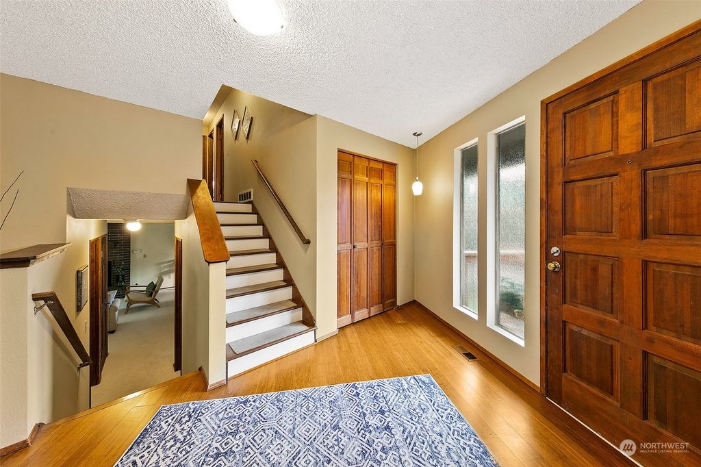 Photo of 13922 Manor Way, Lynnwood, WA 98087 (MLS # 2172948)