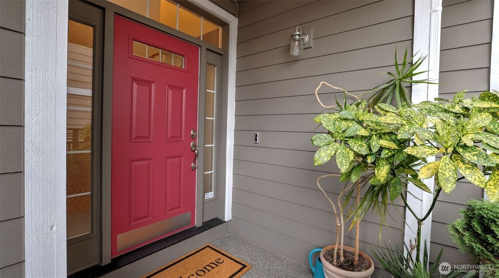 Photo of 1023 N 27th Place, Renton, WA 98056 (MLS # 2352135)