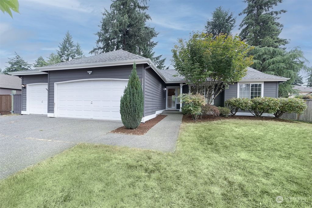 Photo of 23930 233rd Way SE, Maple Valley, WA 98038 (MLS # 2141687)