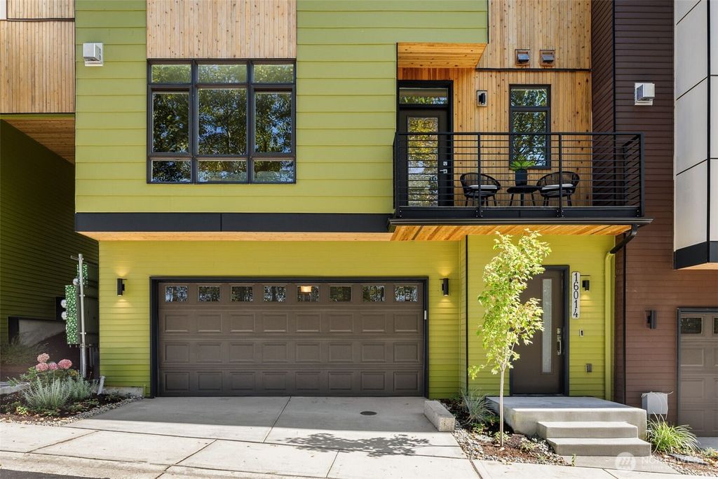 Photo of 16014 Main View Lane NE, Duvall, WA 98019 (MLS # 2437624)