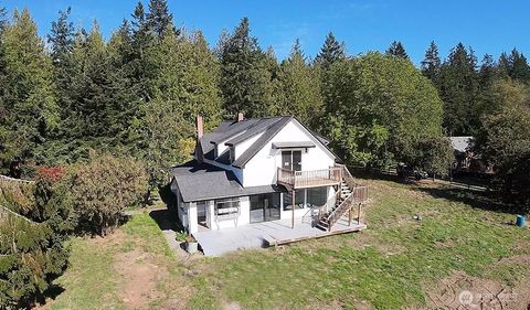 Photo of 4092 Ginnett Road, Anacortes, WA 98221 (MLS # 2448162)