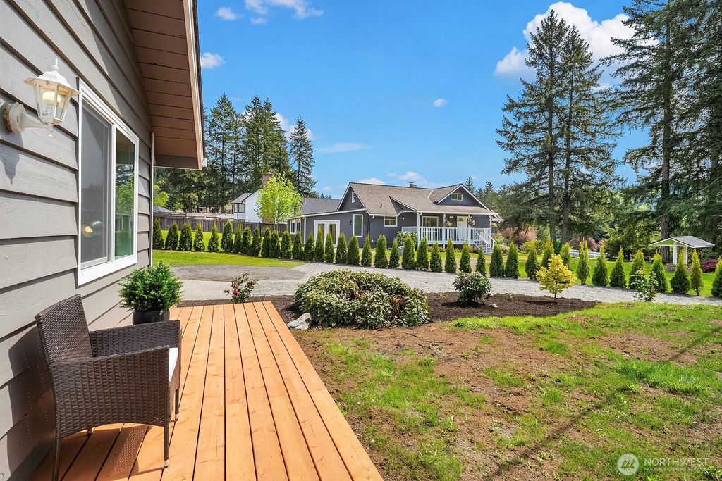Photo of 21610 SE May Valley Road, Issaquah, WA 98027 (MLS # 2518305)