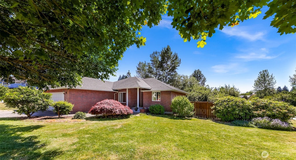 Photo of 2191 Jones Circle, Ferndale, WA 98248 (MLS # 2542294)