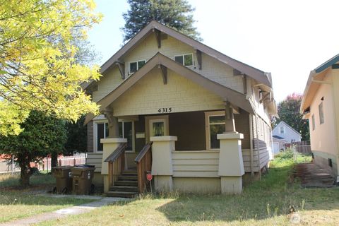 Photo of 4315 Yakima Avenue S, Tacoma, WA 98418 (MLS # 2459608)