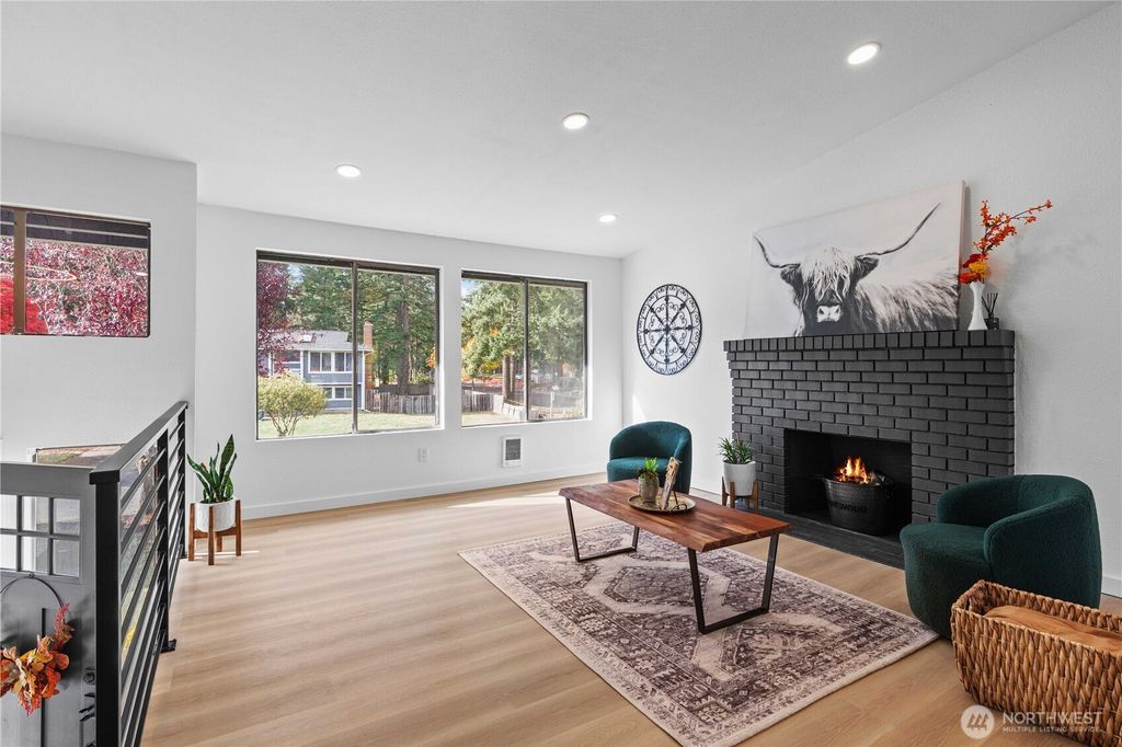 Photo of 16803 13th Avenue Ct E, Spanaway, WA 98387 (MLS # 2451380)