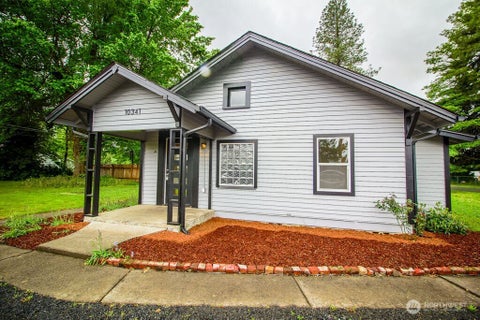 Photo of 10341 SW 184th Avenue, Rochester, WA 98579 (MLS # 2525020)