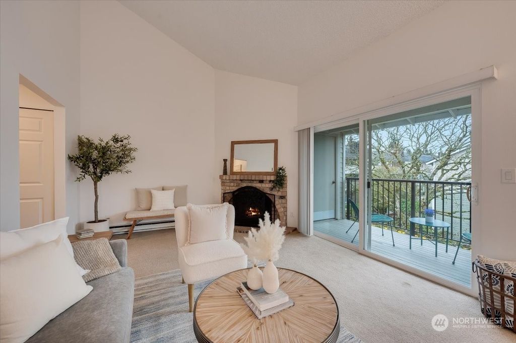 Photo of 14318 126th Avenue NE #D302, Kirkland, WA 98034 (MLS # 2324072)