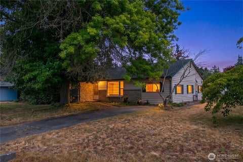 Photo of 20911 78th Avenue W, Edmonds, WA 98026 (MLS # 2574380)