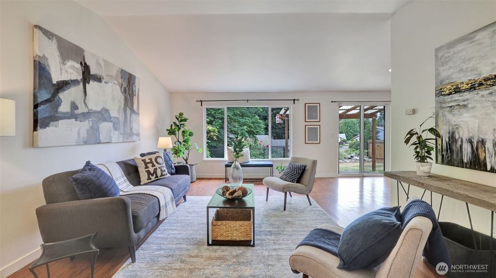 Photo of 19411 146th Avenue SE, Renton, WA 98058 (MLS # 2406352)