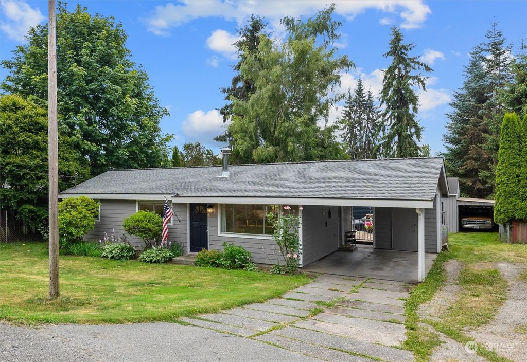 Photo of 8822 72nd Street SE, Snohomish, WA 98290 (MLS # 2137483)