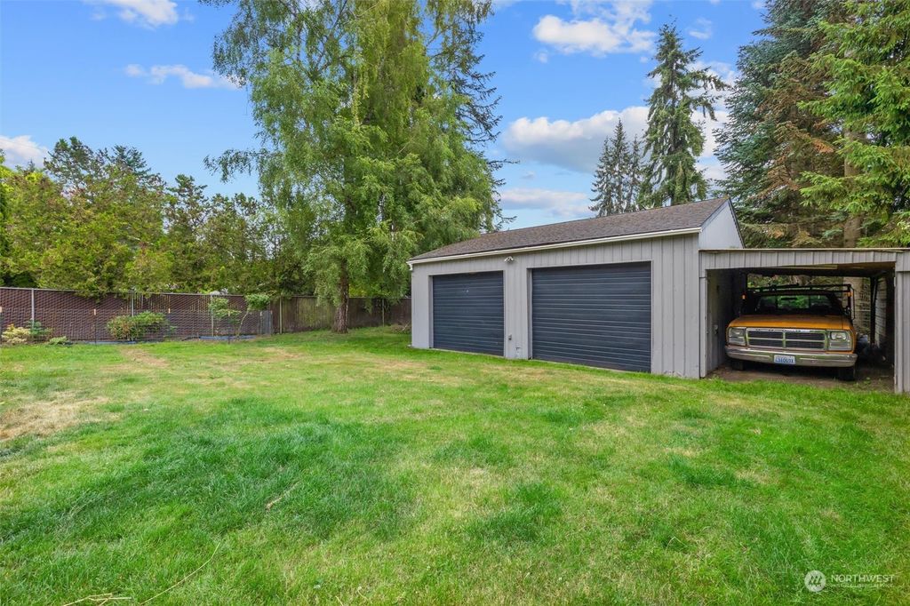 Photo of 8822 72nd Street SE, Snohomish, WA 98290 (MLS # 2137483)