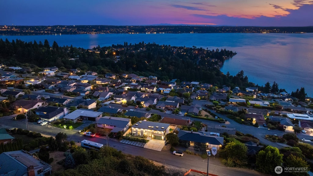 Photo of 5576 Beverly Avenue NE, Tacoma, WA 98422 (MLS # 2576227)