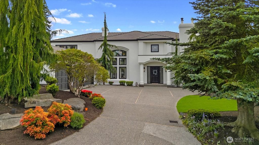 Photo of 608 Magnolia Lane, Edmonds, WA 98020 (MLS # 2514854)