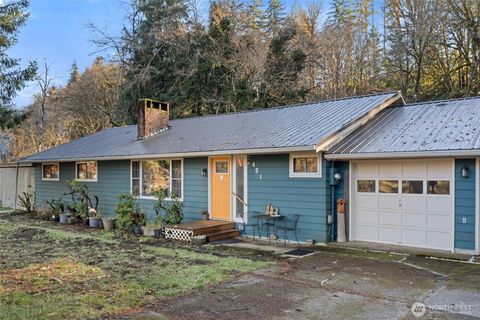 Photo of 451 Elk Creek Rd, Chehalis, WA 98532 (MLS # 2453312)