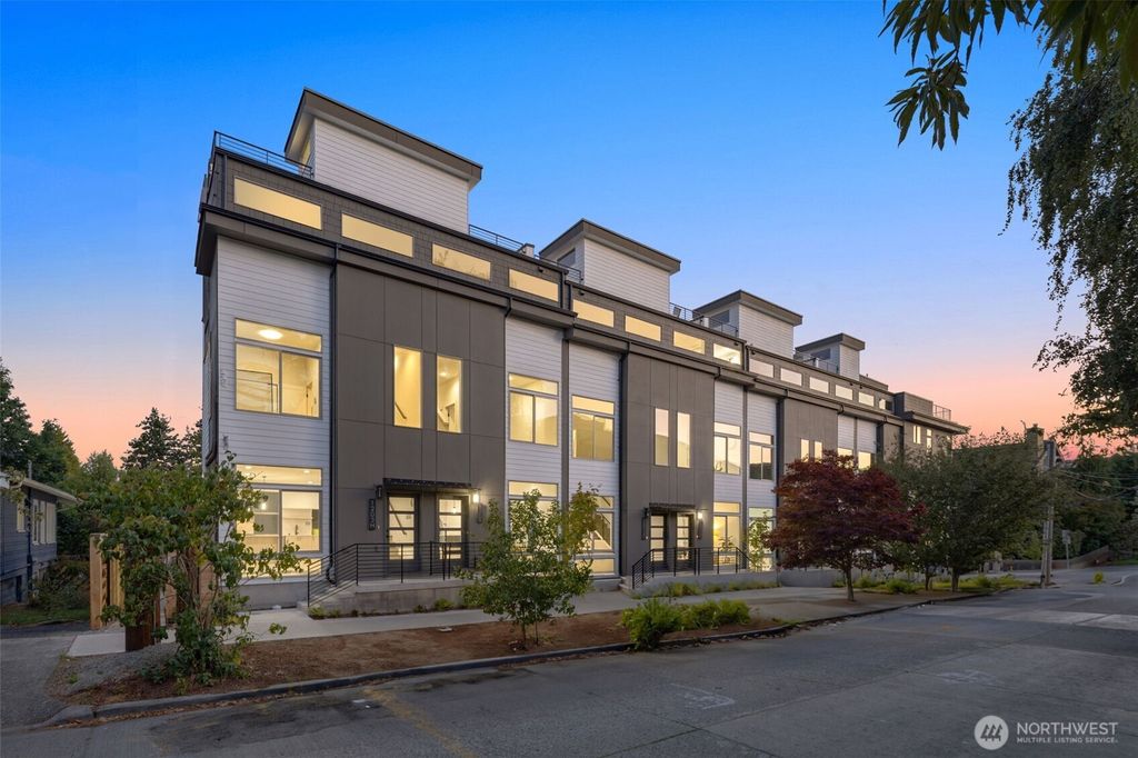 Photo of 4410 Midvale Avenue N, Seattle, WA 98103 (MLS # 2382568)
