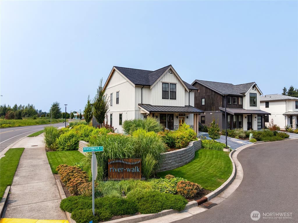 Photo of 212 Riverwalk Dr. DR, Lynden, WA 98264 (MLS # 2569852)