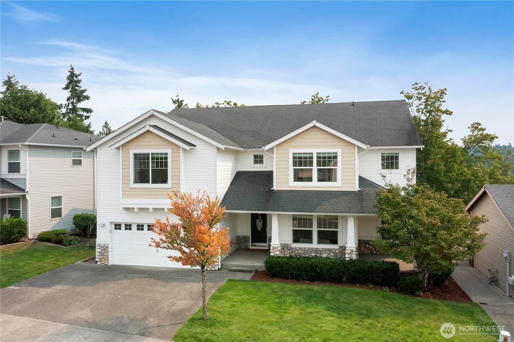 Photo of 2925 SE 4th Street, Renton, WA 98056 (MLS # 2433126)