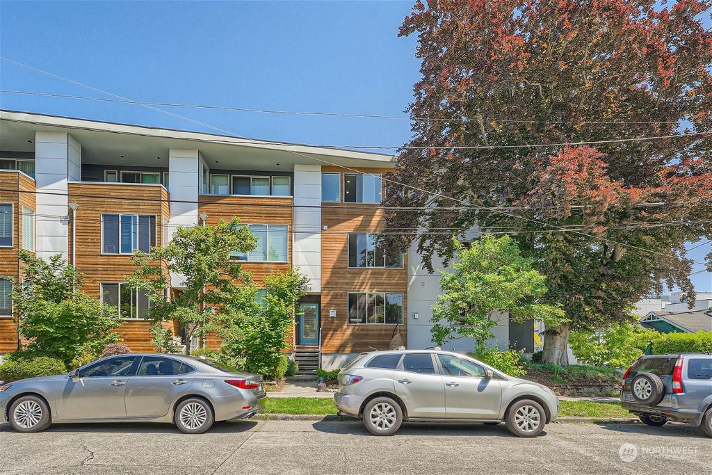 Photo of 4808 Linden Avenue N, Seattle, WA 98103 (MLS # 2074961)