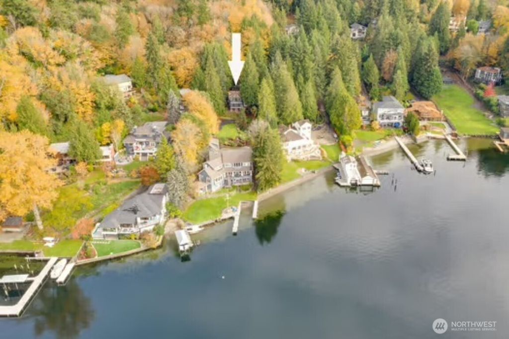 Photo of 13841 62nd Avenue NE, Kirkland, WA 98034 (MLS # 2472290)