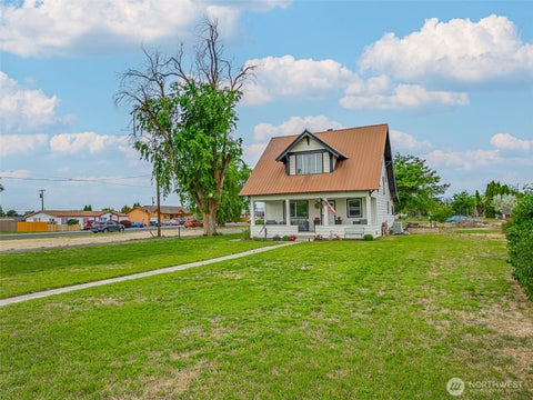 Photo of 407 Central Avenue N, Quincy, WA 98848 (MLS # 2531165)