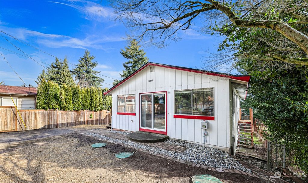 Photo of 12842 3rd Avenue S, Burien, WA 98168 (MLS # 2198031)