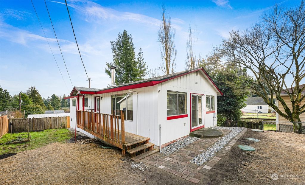 Photo of 12842 3rd Avenue S, Burien, WA 98168 (MLS # 2198031)