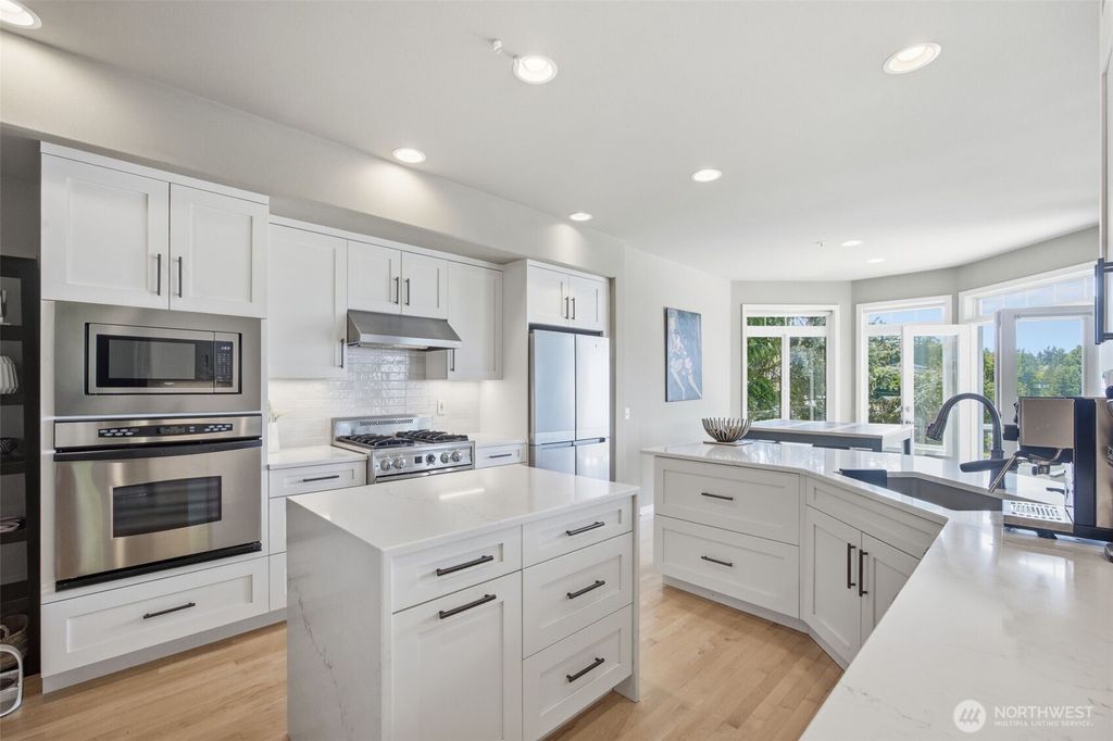 Photo of 5015 Sound Avenue, Everett, WA 98203 (MLS # 2525851)