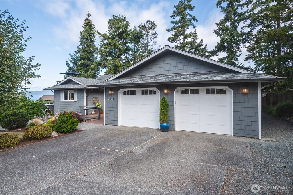 Photo of 4304 Whidbey Court, Anacortes, WA 98221 (MLS # 2581396)