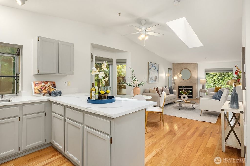 Photo of 12323 NE 97th Street #M, Kirkland, WA 98033 (MLS # 2530737)
