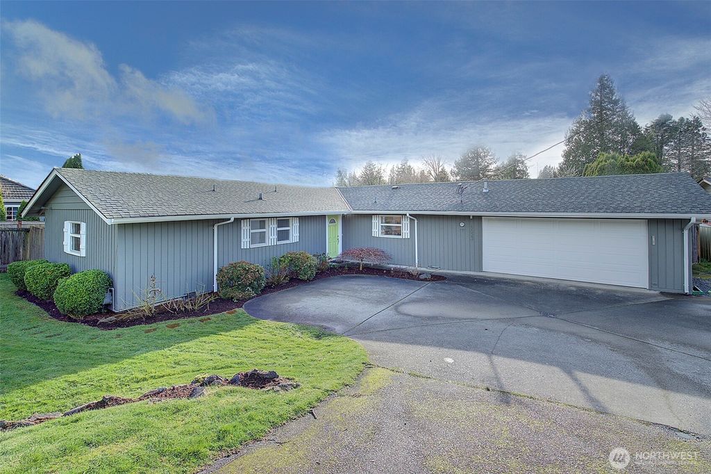 Photo of 15023 Simonds Road NE, Kenmore, WA 98028 (MLS # 2497443)
