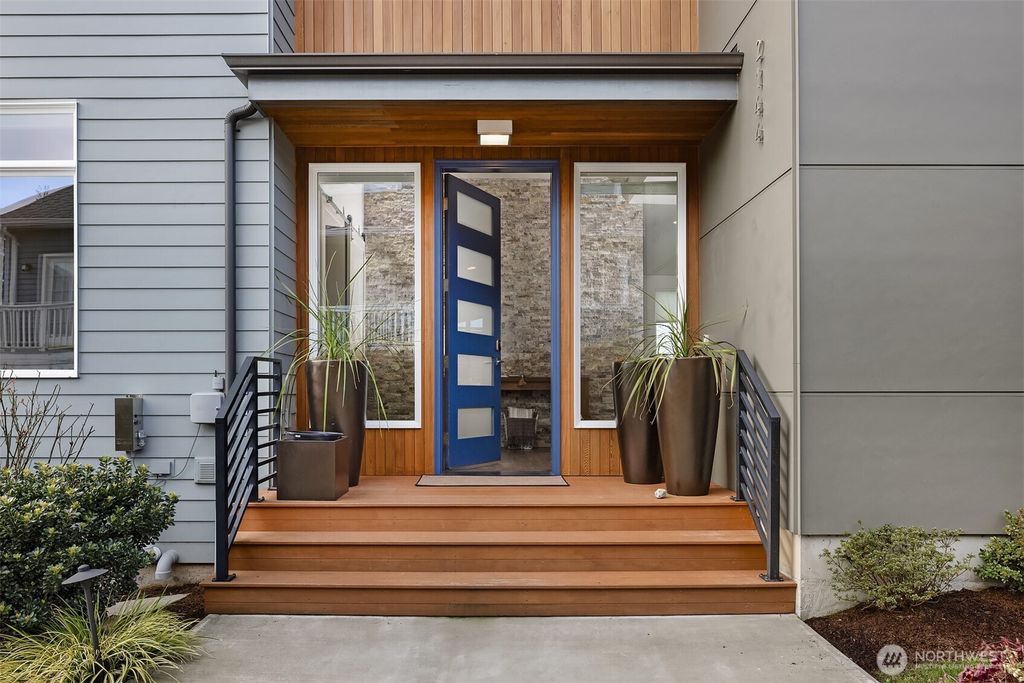 Photo of 2144 NW 201st Street, Shoreline, WA 98177 (MLS # 2479273)