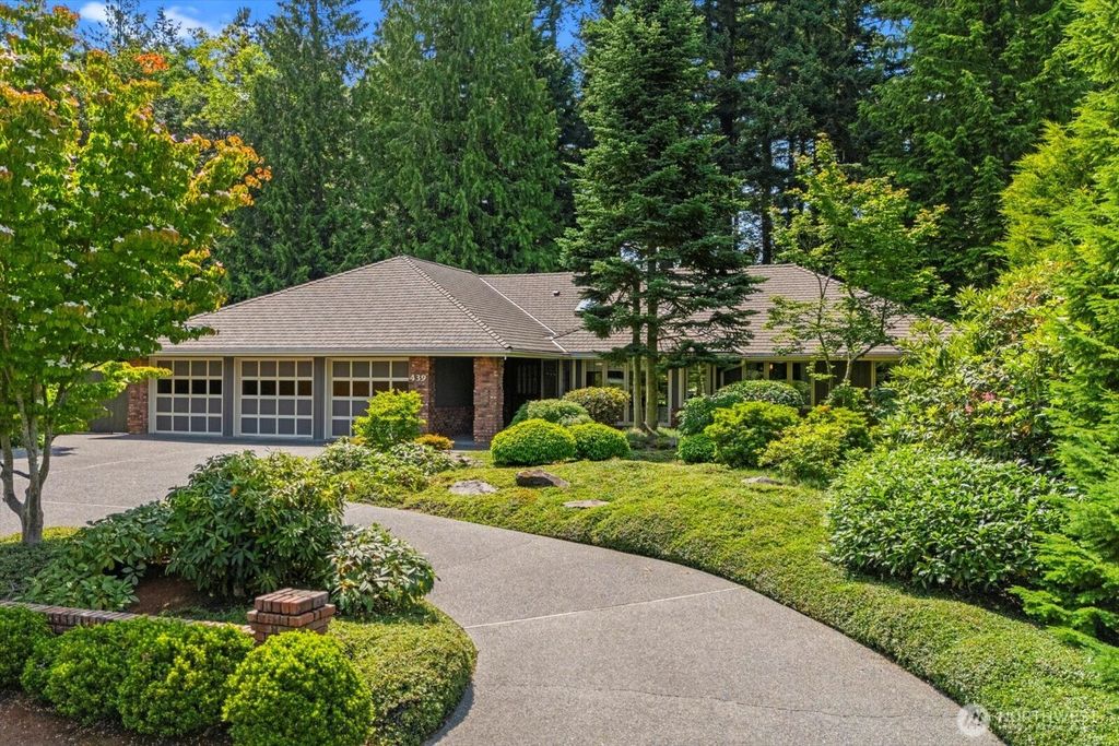 Photo of 439 NW 162nd Street, Shoreline, WA 98177 (MLS # 2397443)