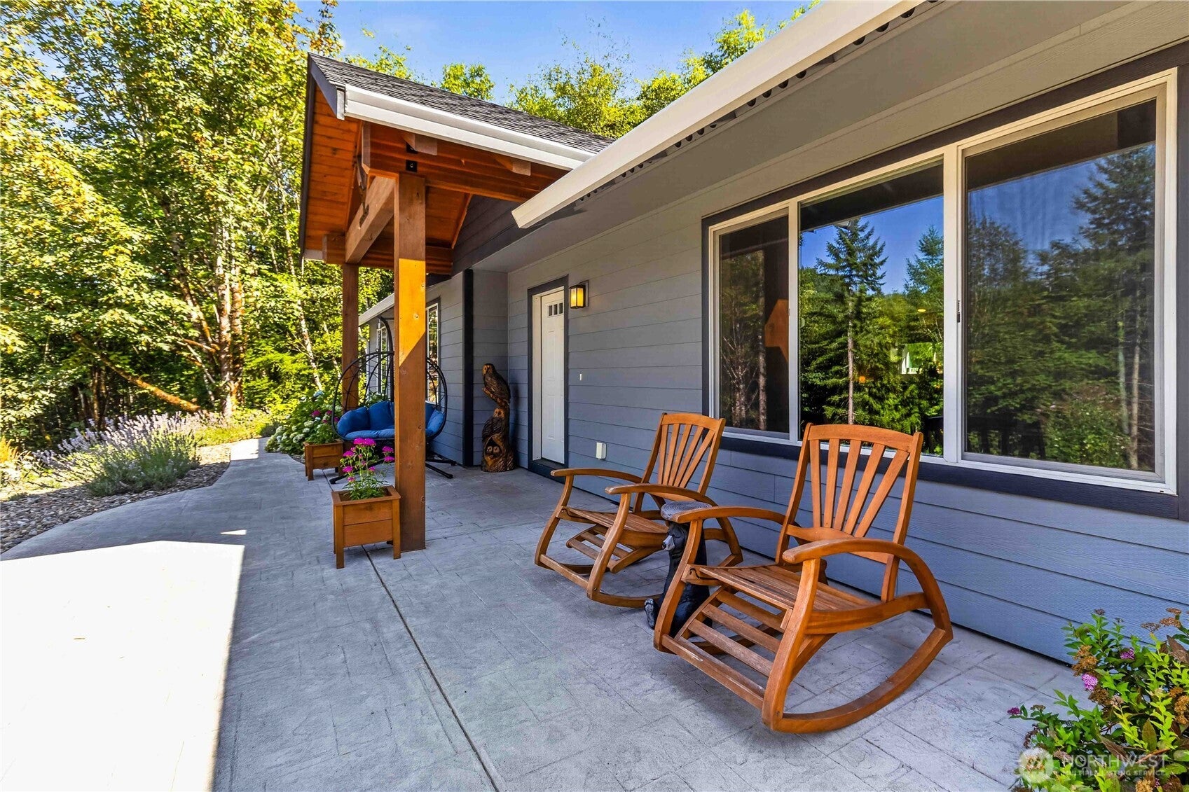 210 Echo Lane