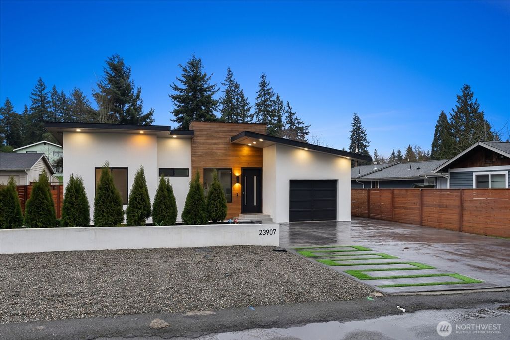 Photo of 23907 53rd Avenue W, Mountlake Terrace, WA 98043 (MLS # 2489801)