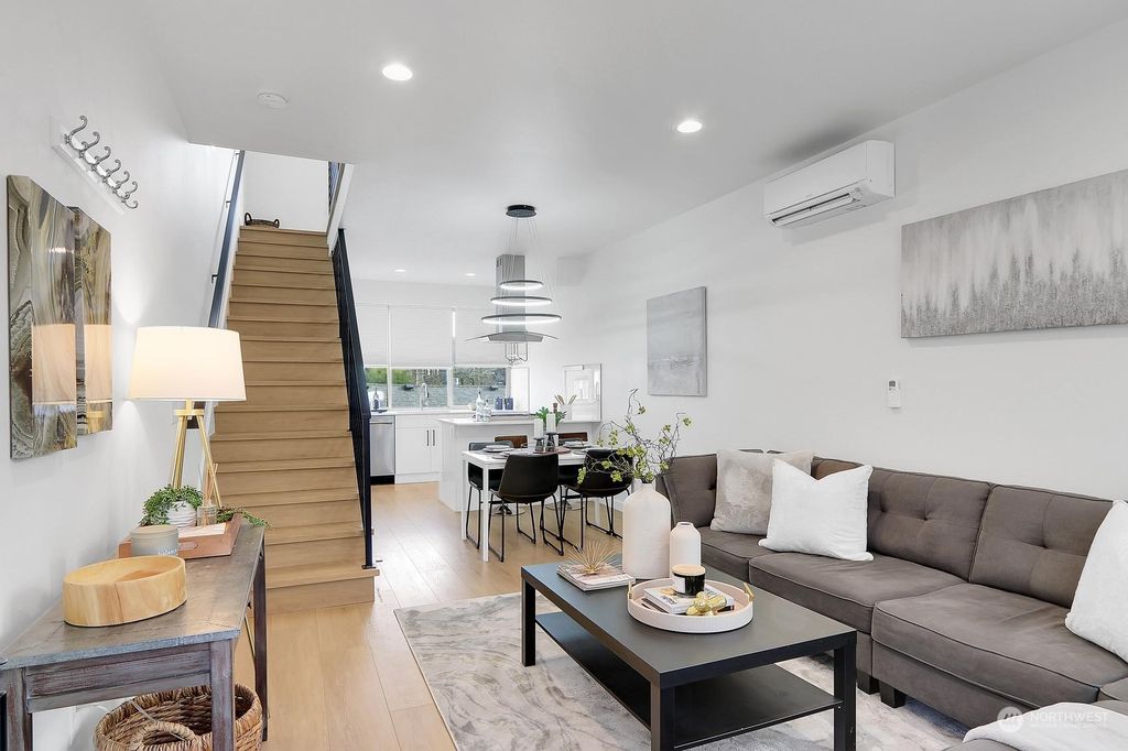 Photo of 5610 14th Avenue NW #B, Seattle, WA 98107 (MLS # 2189316)