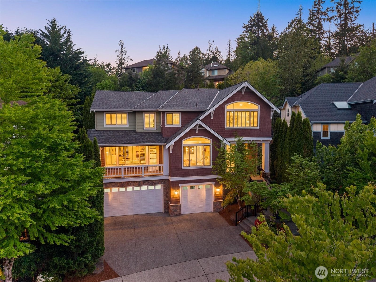 423 Sky Country Way NW