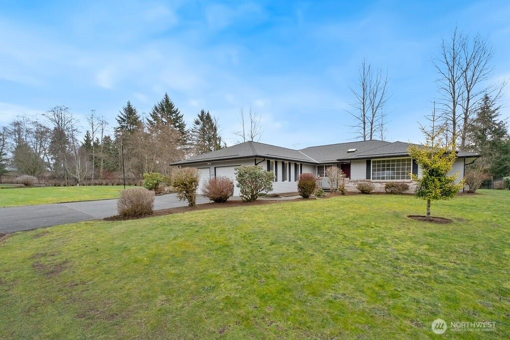 Photo of 13822 Meridian Street, Lake Stevens, WA 98258 (MLS # 2490664)