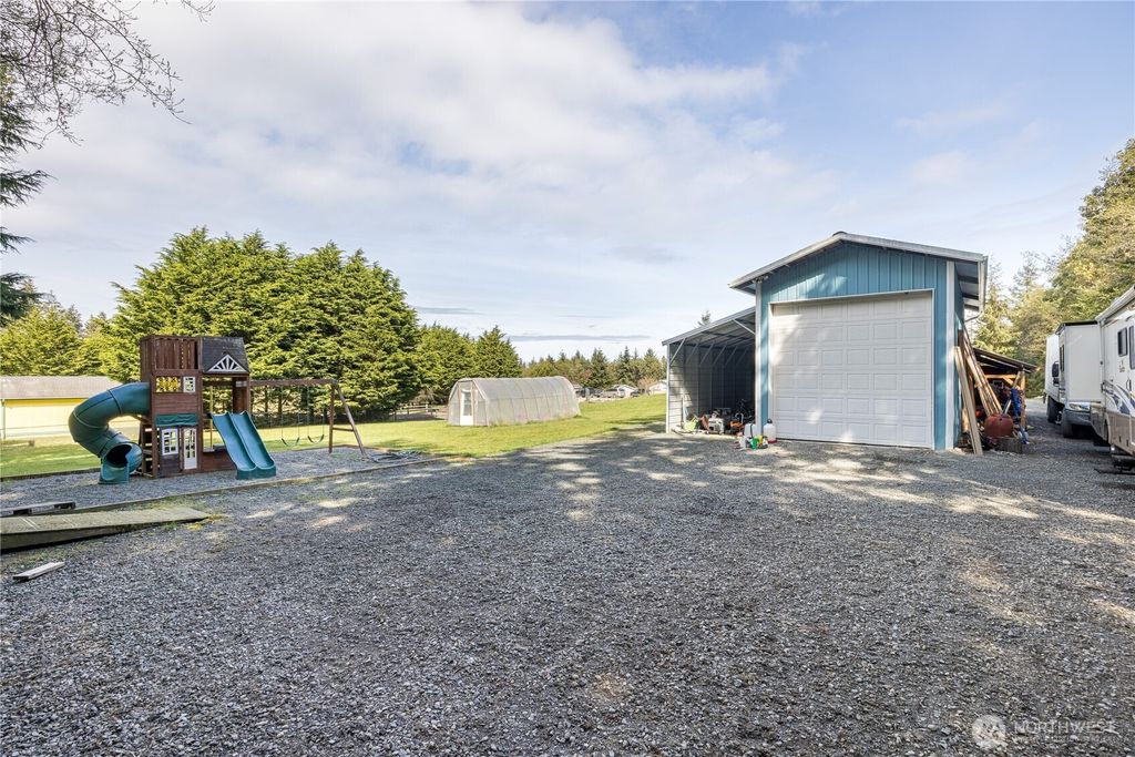 Photo of 122 Derrick Road, Port Angeles, WA 98362 (MLS # 2509464)