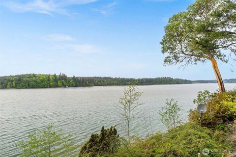 Photo of 6105 Elizan Drive NW, Olympia, WA 98502 (MLS # 2517513)