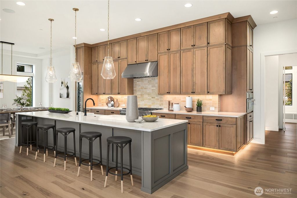 Photo of 15423 154th Avenue NE, Woodinville, WA 98072 (MLS # 2454396)