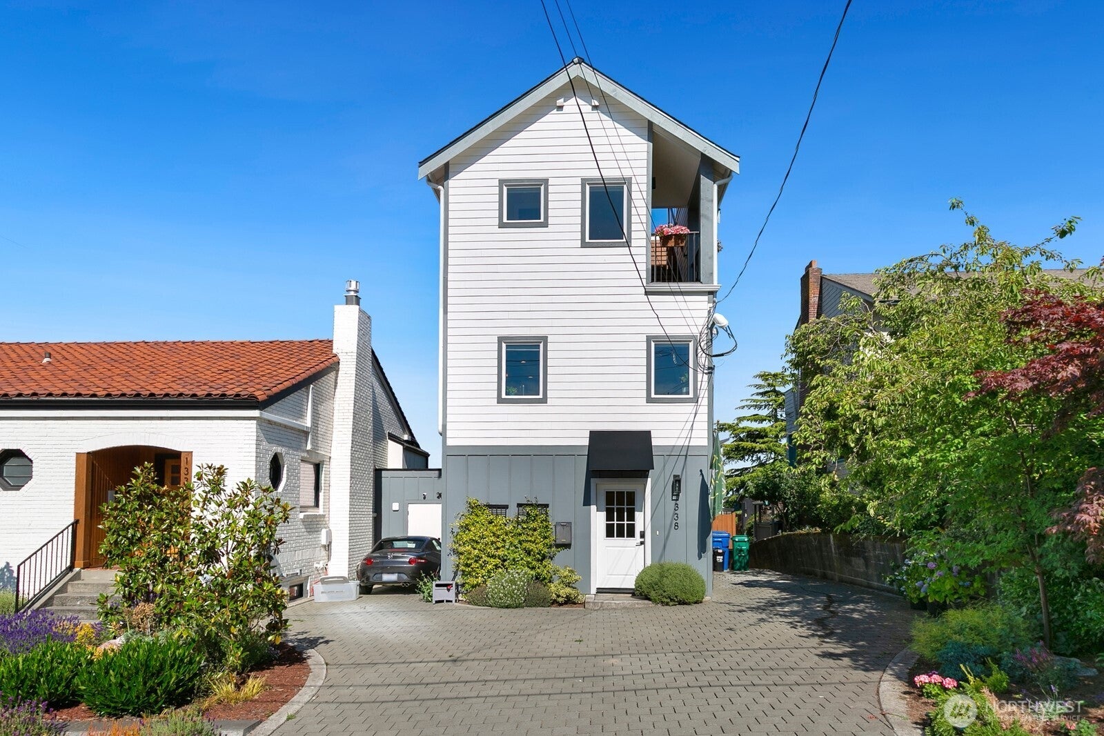 1338 California Ave SW
