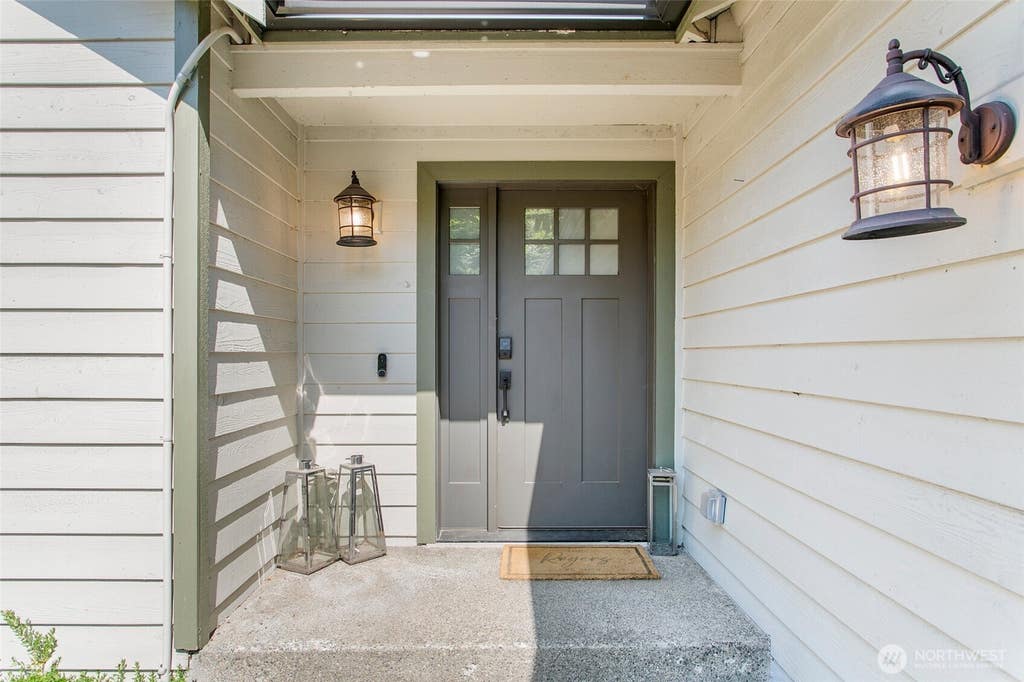 Photo of 26045 Landsburg Road SE, Ravensdale, WA 98051 (MLS # 2557559)