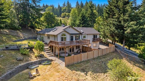 Photo of 26045 Landsburg Road SE, Ravensdale, WA 98051 (MLS # 2557559)