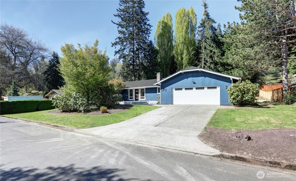 Photo of 2421 179th Avenue NE, Redmond, WA 98052 (MLS # 2362305)